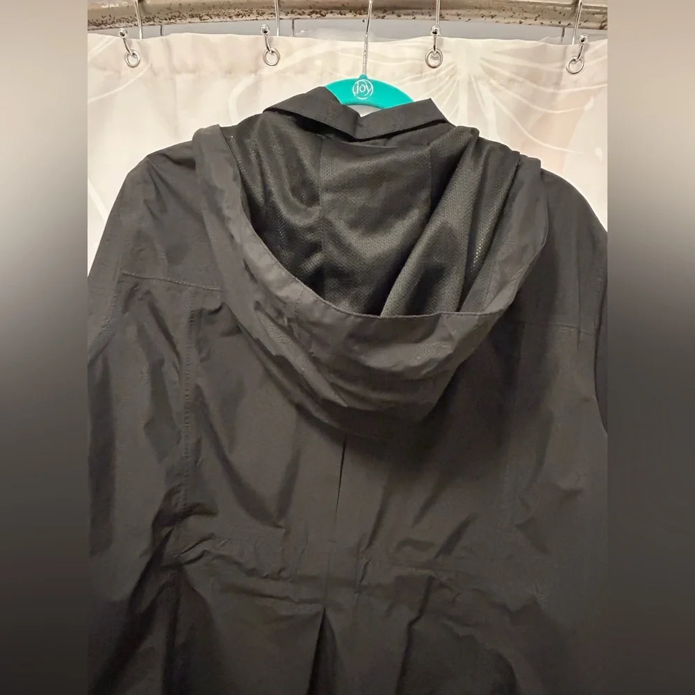 Athletic Rain Jacket - Picture 3 of 8